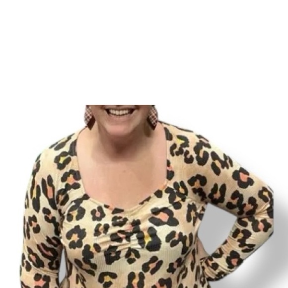 NWT - LuLaRoe Mia Sweetheart Neckline Top - Picture 2 of 6